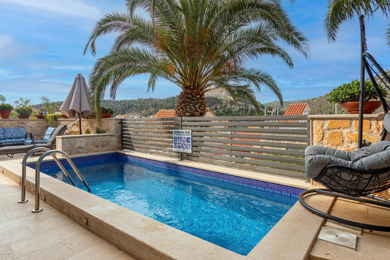 Villa Capitis In The Center هفار المظهر الخارجي الصورة