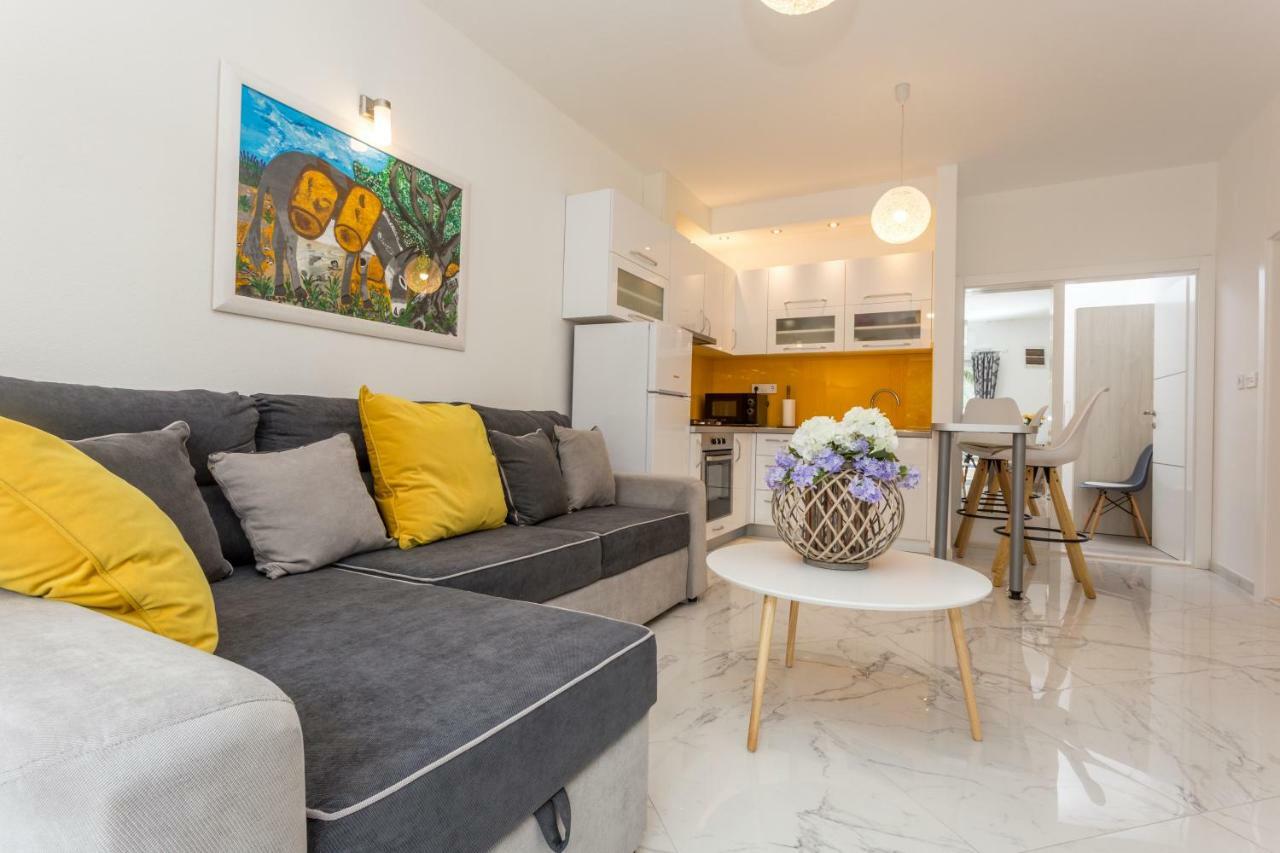 Villa Capitis In The Center هفار المظهر الخارجي الصورة